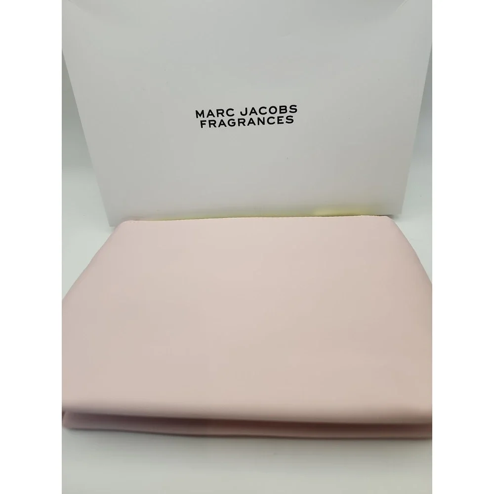 Marc Jacobs Fragrances Patch Zip Cosmetic Bag New In Box